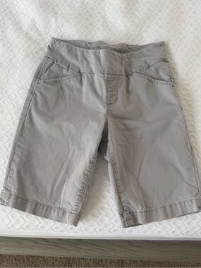 Jag Jeans Women's Light Gray Bermuda Shorts